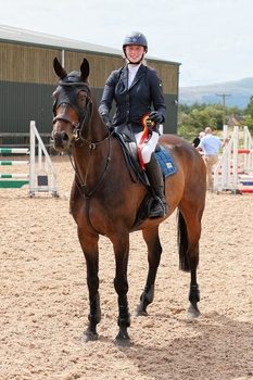 Emily Macfarlane seized victory in the Nupafeed Supplements Senior Discovery Second Round at Highfield at Howe